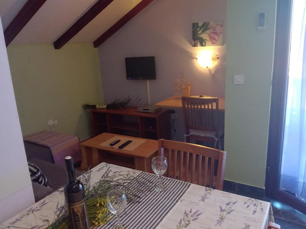Sukošan Apartments Tamara מראה חיצוני תמונה